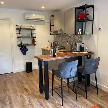 Apartment Benb Voorneputten